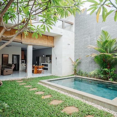 Villa Lora: Retreat For Tranquility And Bliss Sanur  Exterior photo