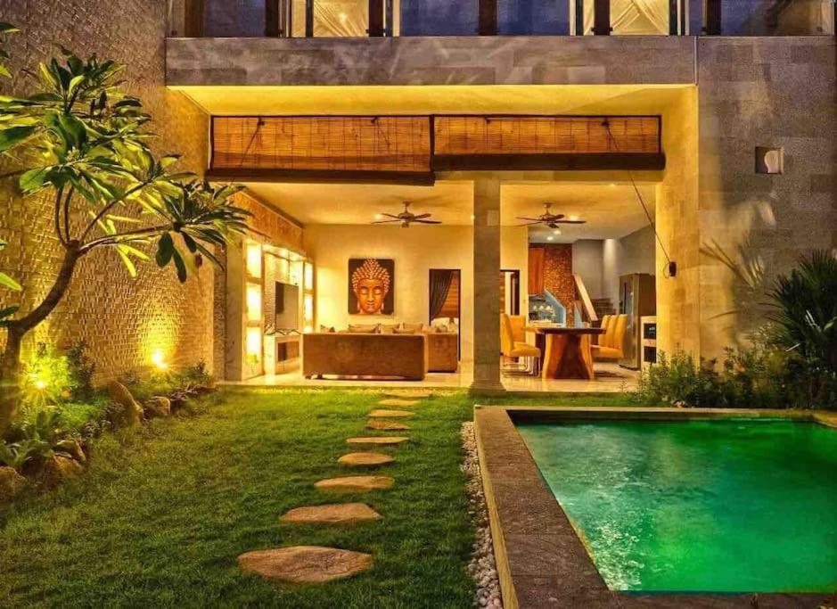 Villa Lora: Retreat For Tranquility And Bliss Sanur  Exterior photo