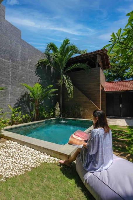 Villa Lora: Retreat For Tranquility And Bliss Sanur  Exterior photo